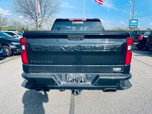 Used 2022 Chevrolet Silverado 1500 LT Trail Boss w/ LT Trail Boss Premium Package AWD/4WD image 5
