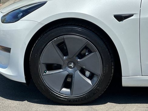 Used 2021 Tesla Model 3 Standard Range Plus RWD image 25