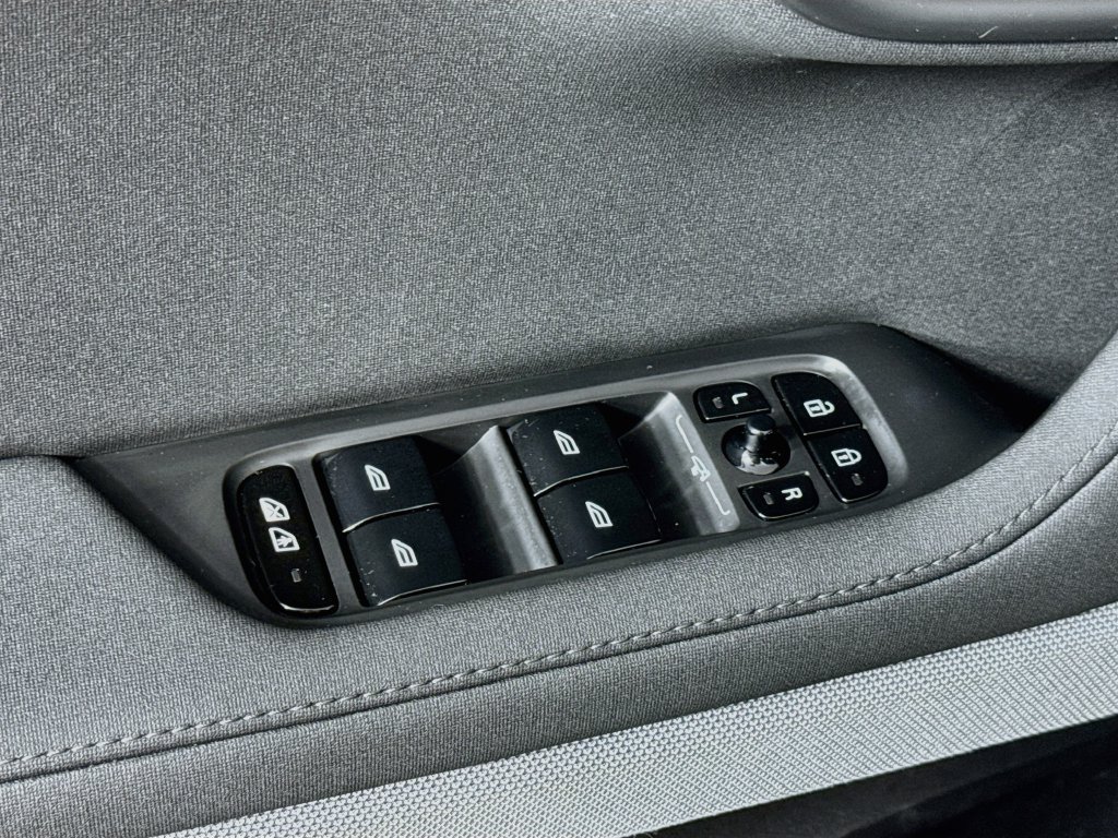 Used 2024 Polestar Polestar 2 AWD/4WD image 17