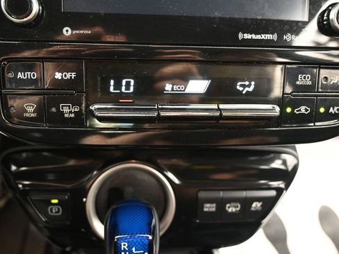 Used 2020 Toyota Prius Prime LE w/ Carpet Mat Package image 13