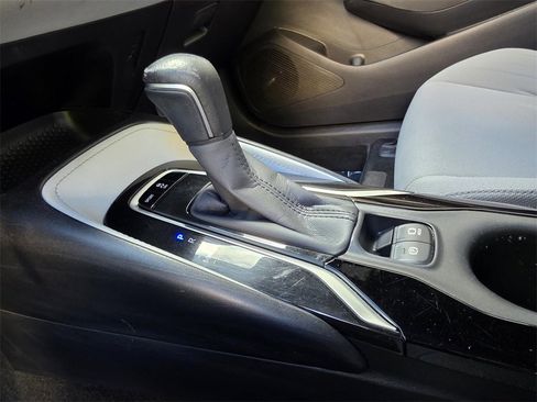 Used 2020 Toyota Corolla SE image 19