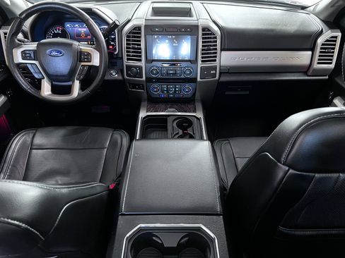 Used 2017 Ford F250 Lariat w/ Lariat Ultimate Package image 12