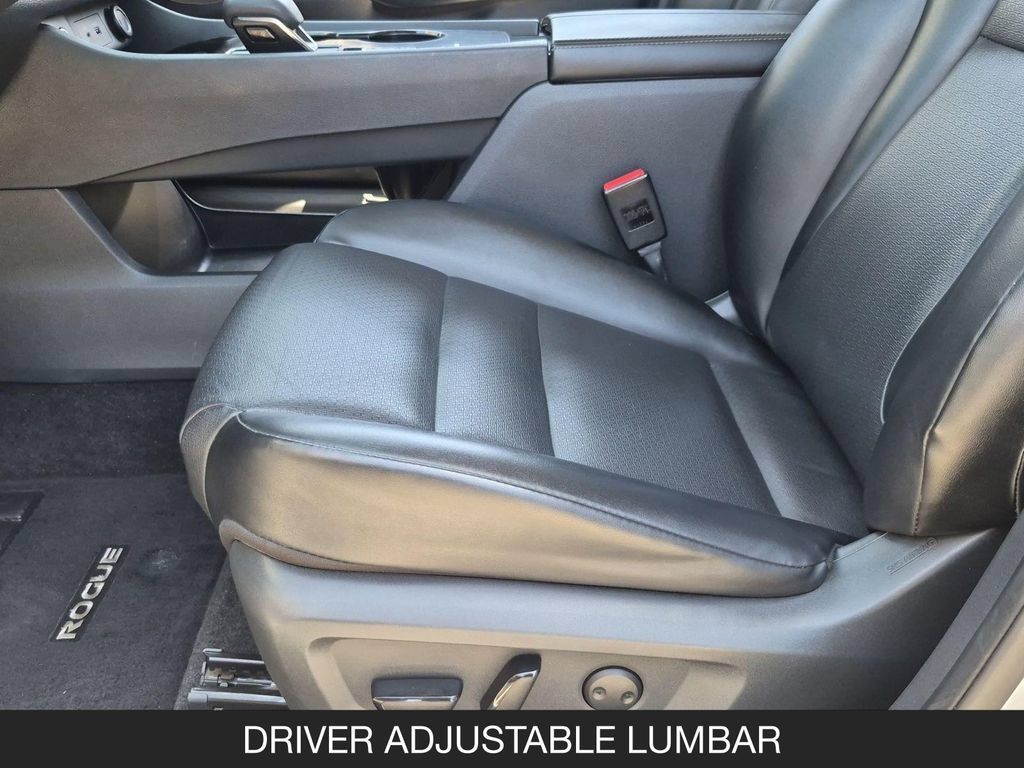Certified 2021 Nissan Rogue SV w/ Premium Package FWD image 15