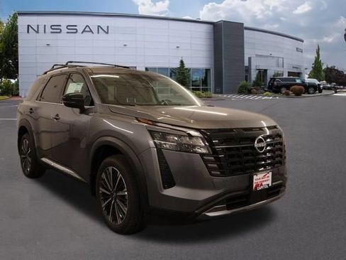 New 2026 Nissan Pathfinder Platinum w/ Cargo Package AWD/4WD image 1