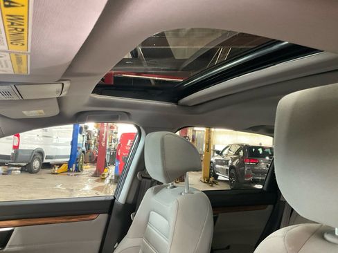 Used 2019 Honda CR-V EX image 27