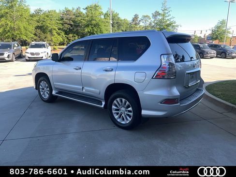 Used 2018 Lexus GX 460 Premium image 3