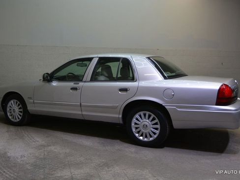 Used 2009 Mercury Grand Marquis LS image 31