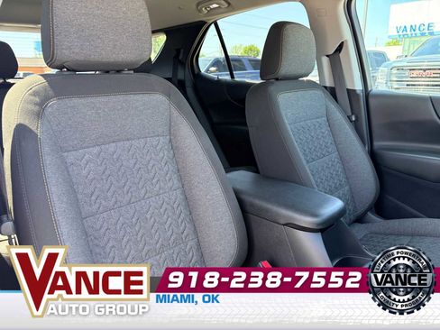 Used 2024 Chevrolet Equinox LT FWD image 21
