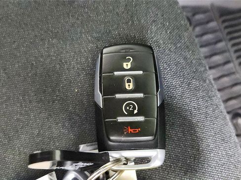 Used 2021 RAM 1500 Big Horn image 39