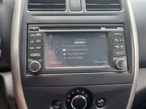 Used 2015 Nissan Versa w/ SL Tech Package FWD image 13