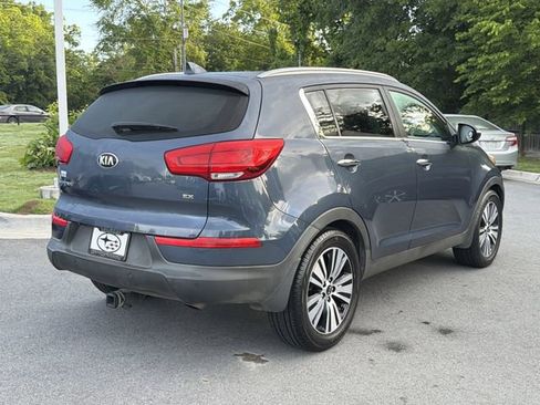 Used 2016 Kia Sportage EX w/ EX Premium Package FWD image 3