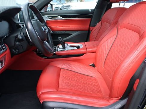Used 2022 BMW 750i xDrive w/ M Sport Package AWD/4WD image 38