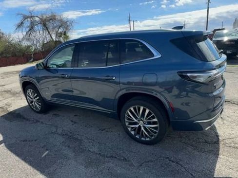 New 2026 Buick Enclave Avenir w/ Super Cruise Package FWD image 6