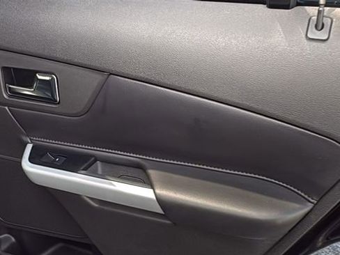 Used 2014 Ford Edge SEL w/ Equipment Group 205A image 29