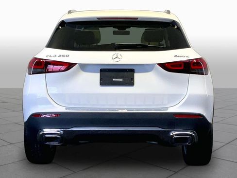 Used 2023 Mercedes-Benz GLA 250 4MATIC image 5