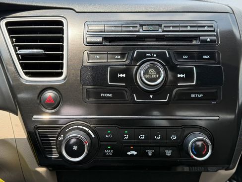 Used 2013 Honda Civic LX image 24