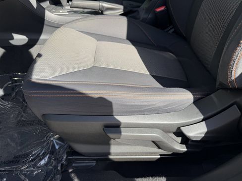 Used 2023 Subaru Crosstrek 2.0i Premium image 28