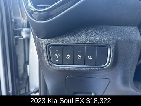 Used 2023 Kia Soul EX FWD image 34