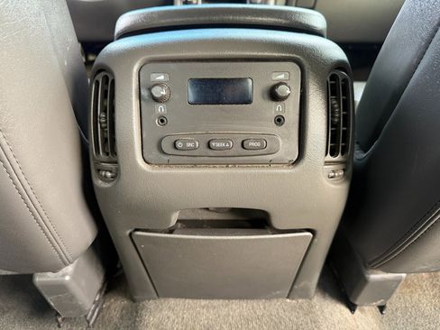 Used 2007 Chevrolet Silverado 2500 LT w/ Heavy-Duty Power Package image 34