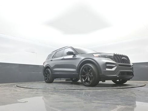 Certified 2023 Ford Explorer ST w/ Equipment Group 401A AWD/4WD image 33