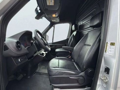 Used 2019 Mercedes-Benz Sprinter 144 Cargo image 12