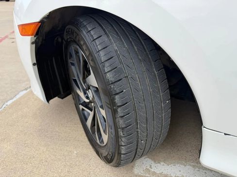 Used 2017 Honda Civic LX image 22