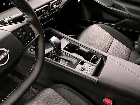 New 2026 Nissan Sentra SV FWD image 8