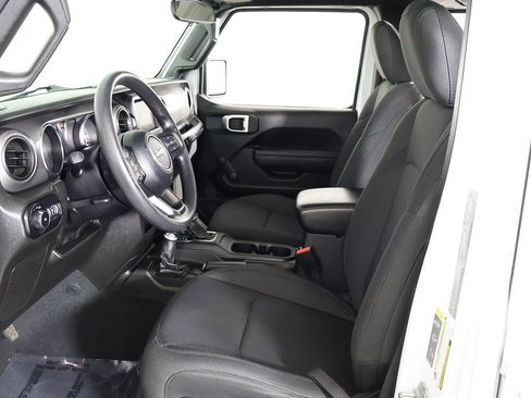 Used 2022 Jeep Wrangler Unlimited Willys image 27