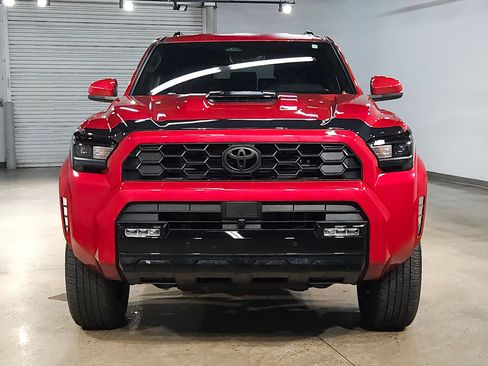Certified 2025 Toyota 4Runner TRD Sport AWD/4WD image 2