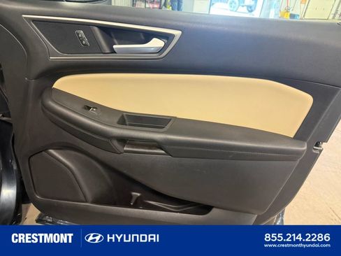 Used 2022 Ford Edge SEL AWD/4WD image 29