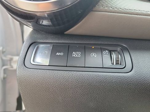 Certified 2025 Chevrolet Equinox LT w/ Convenience Package II AWD/4WD image 22