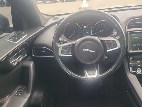 Used 2020 Jaguar F-PACE Prestige AWD/4WD image 8