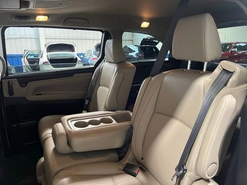Used 2019 Honda Odyssey Elite image 16