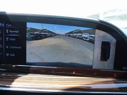 Used 2024 Cadillac Escalade Premium Luxury image 39