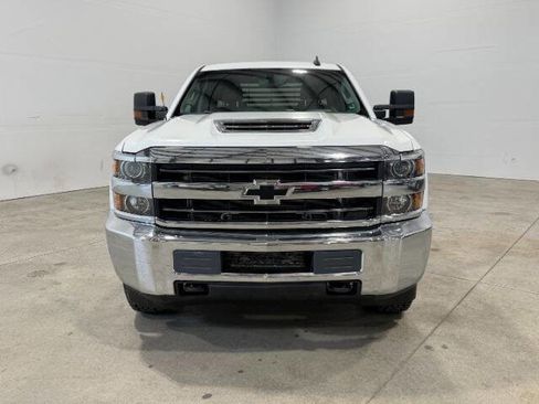 Used 2018 Chevrolet Silverado 2500 LT w/ LT Fleet Convenience Package AWD/4WD image 3