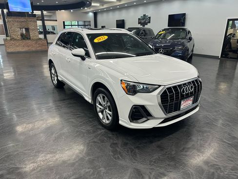 Used 2022 Audi Q3 2.0T Premium AWD/4WD image 3