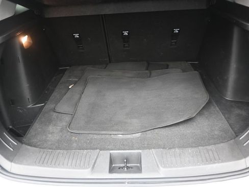 Used 2024 Chevrolet Trax LT FWD image 13