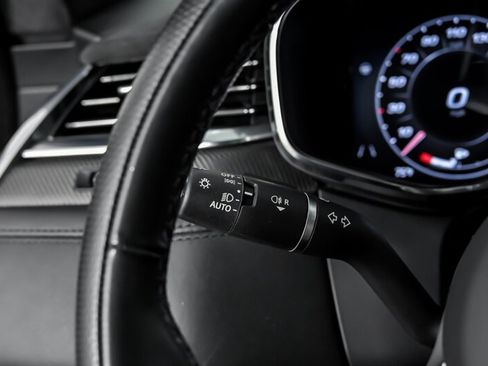 Used 2023 Jaguar F-PACE SVR AWD/4WD image 25