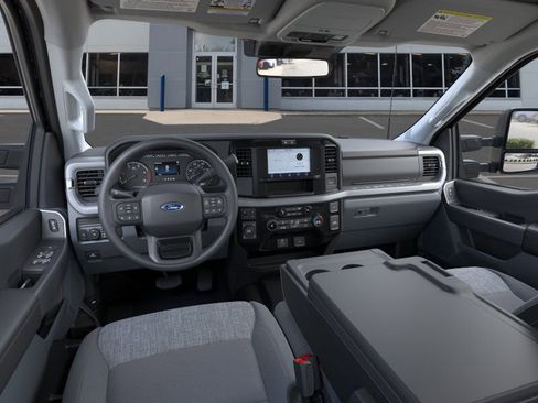 New 2026 Ford F250 XLT image 31