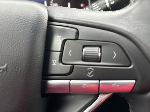 Used 2024 Cadillac XT6 Luxury w/ LPO, Floor Liner Package image 12