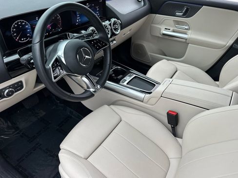 Certified 2025 Mercedes-Benz GLA 250 image 7