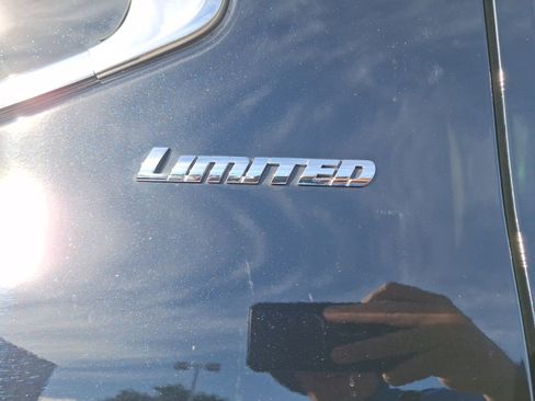 Used 2023 Toyota Tundra Limited image 14