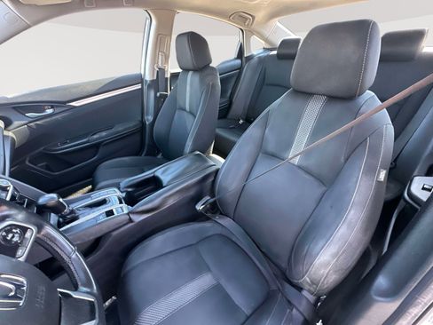 Used 2020 Honda Civic EX image 24