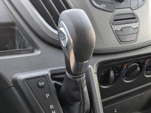 Used 2018 Ford Transit 150 XL RWD image 6