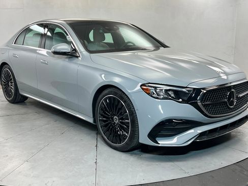 New 2026 Mercedes-Benz E 350 4MATIC Sedan image 7