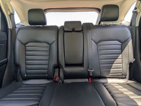 Used 2024 Ford Edge SEL AWD/4WD image 28