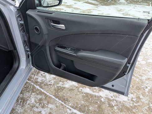 Used 2022 Dodge Charger SXT w/ Blacktop Package image 32