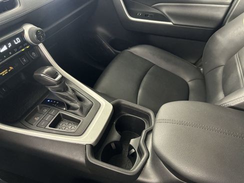 Used 2021 Toyota RAV4 XLE Premium FWD image 21