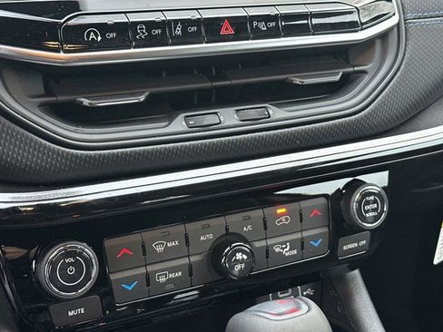 New 2026 Jeep Compass Limited image 26