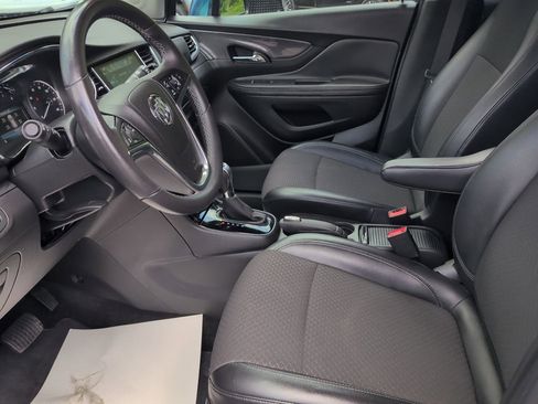 Used 2019 Buick Encore Sport Touring w/ Safety Package FWD image 38